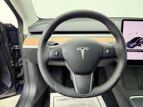Used 2023 Tesla Model 3 Standard Range RWD image 13
