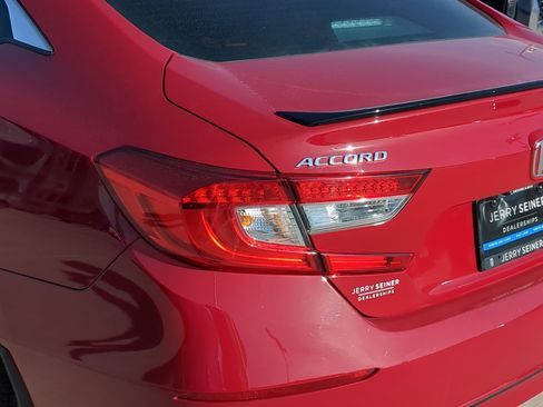 Used 2022 Honda Accord Sport Special Edition image 12