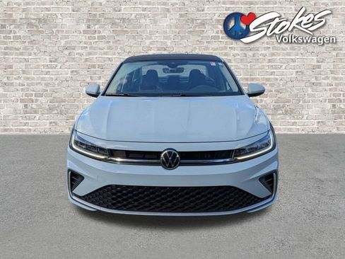 Certified 2026 Volkswagen Jetta SE FWD image 9
