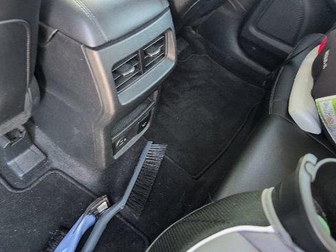 Used 2021 Ford Edge SEL w/ Convenience Package AWD/4WD image 14