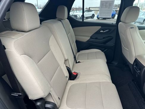 Certified 2022 Chevrolet Traverse LS image 29