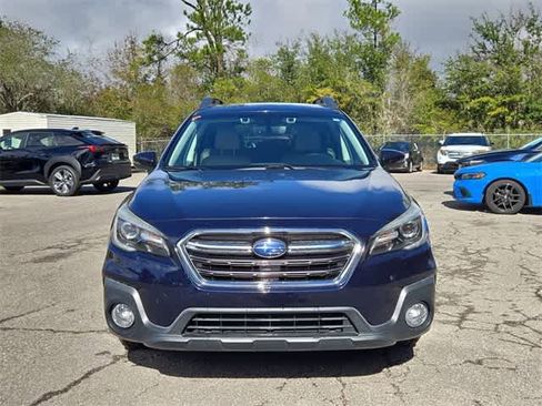 Used 2018 Subaru Outback 3.6R Limited image 9
