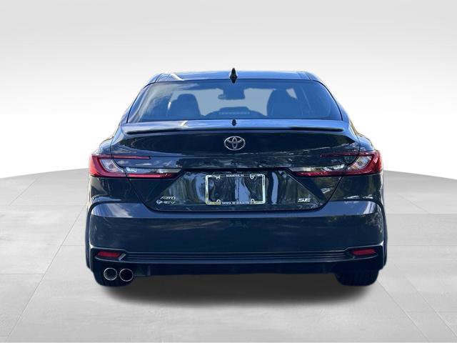 Used 2025 Toyota Camry SE AWD/4WD image 4