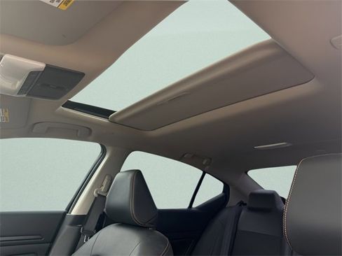 Used 2021 Nissan Altima 2.0 SR image 24