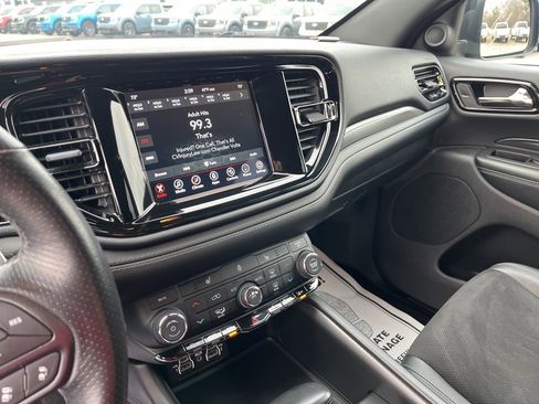 Used 2022 Dodge Durango GT image 22