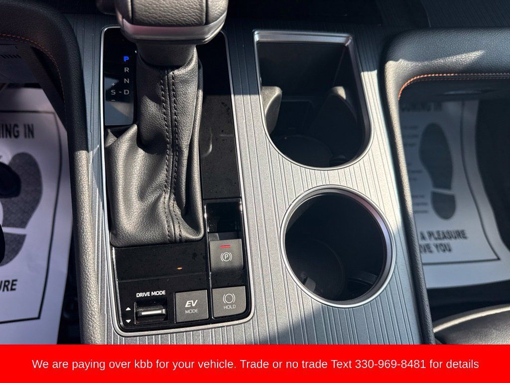 Used 2023 Toyota Sienna XSE w/ XSE Plus Package AWD/4WD image 19