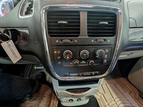 Used 2011 Dodge Grand Caravan Mainstreet w/ PWR Convenience Group FWD image 37