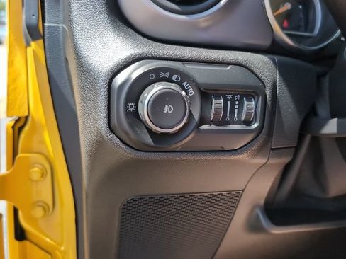 Used 2021 Jeep Wrangler Unlimited Sport AWD/4WD image 20