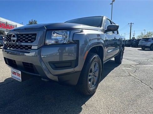 New 2025 Nissan Frontier SV w/ Tow Package image 10