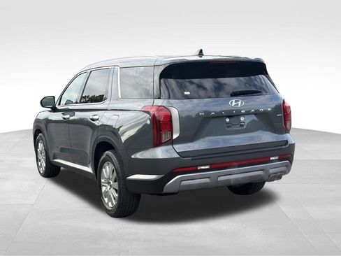 Used 2023 Hyundai Palisade SEL image 5