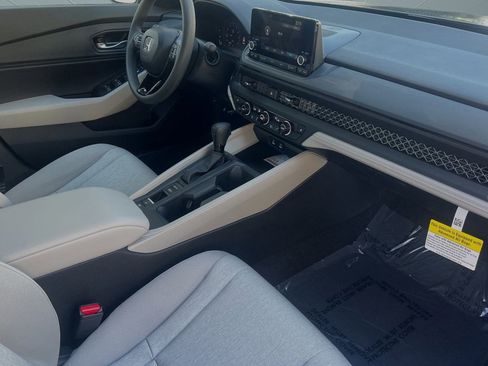 New 2025 Honda Accord SE image 25