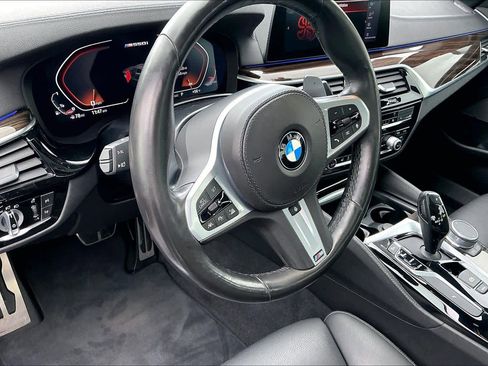Used 2020 BMW M550i xDrive image 16