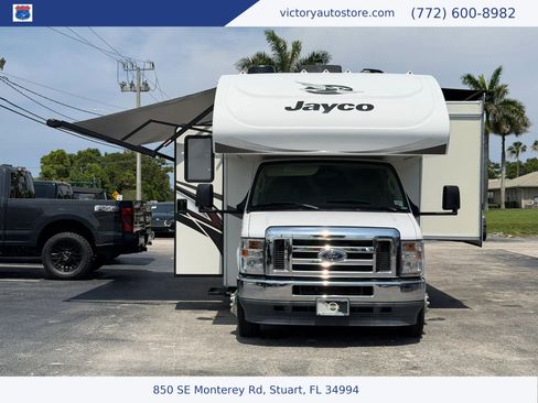 Used 2021 Ford E-450 and Econoline 450 Super Duty w/ Motorhome Prep Package RWD image 9