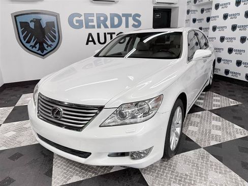 Used 2010 Lexus LS 460 AWD image 1