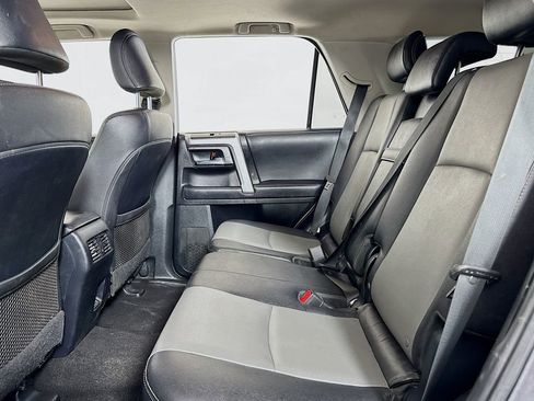 Used 2020 Toyota 4Runner SR5 Premium w/ Moonroof Package image 11