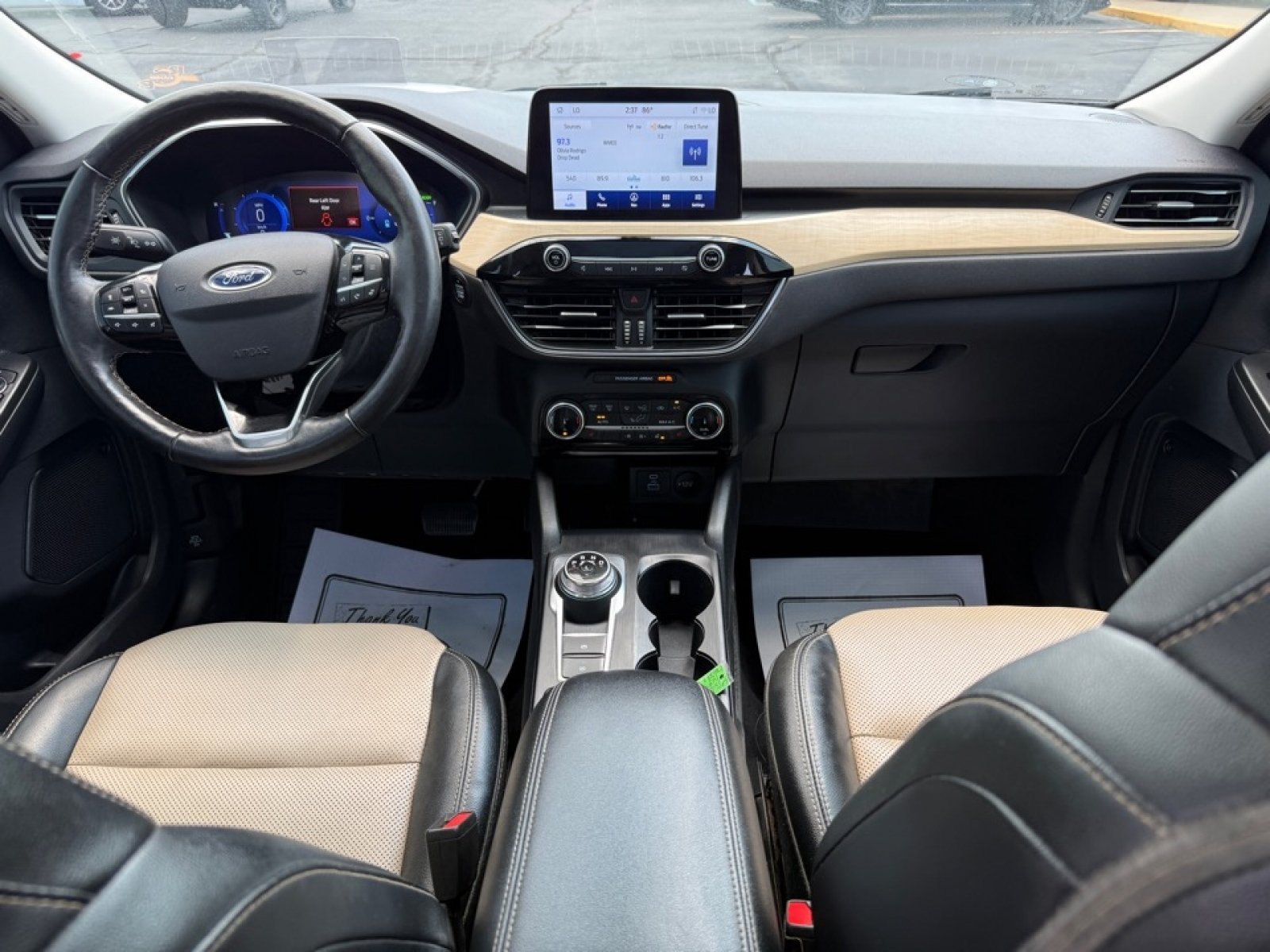 Used 2022 Ford Escape Titanium w/ Titanium Elite Package AWD/4WD image 11