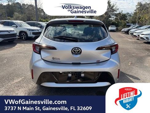 Used 2023 Toyota Corolla SE w/ SE Premium Package image 5