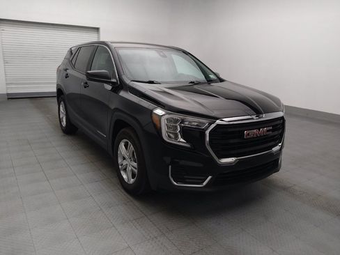 Used 2024 GMC Terrain SLE FWD image 13