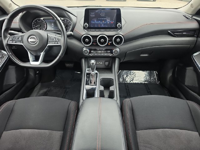 Used 2025 Nissan Sentra SR FWD image 9