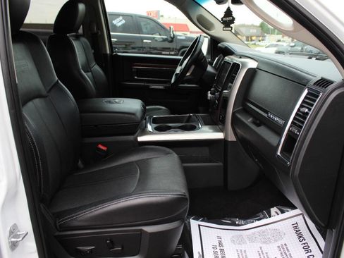 Used 2018 RAM 1500 Laramie w/ Convenience Group image 11