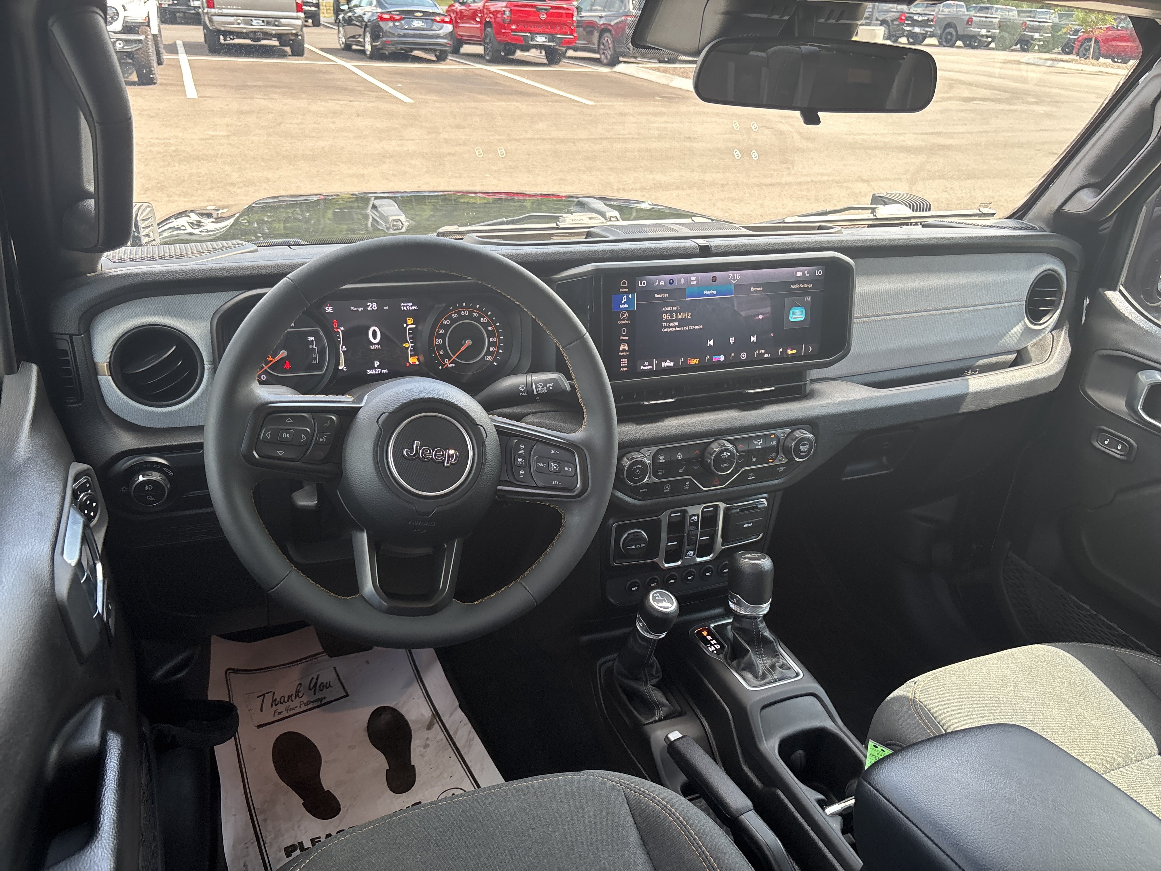 Used 2024 Jeep Gladiator Sport AWD/4WD image 10