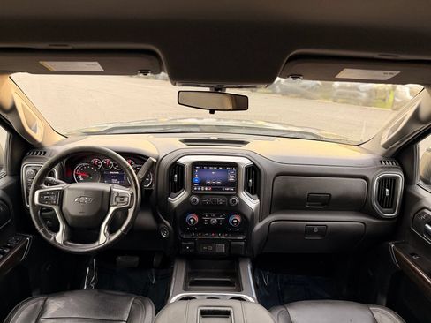 Used 2020 Chevrolet Silverado 1500 LT Trail Boss AWD/4WD image 24