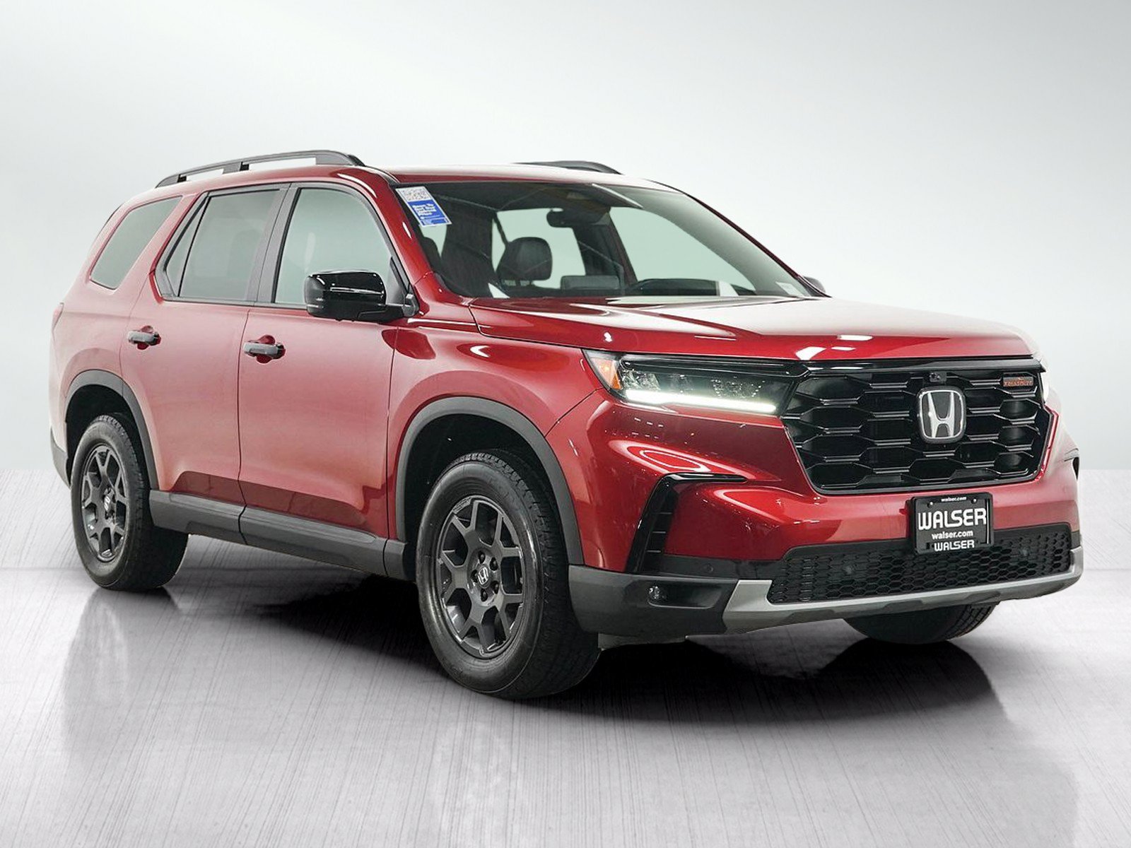 Used 2023 Honda Pilot TrailSport image 7