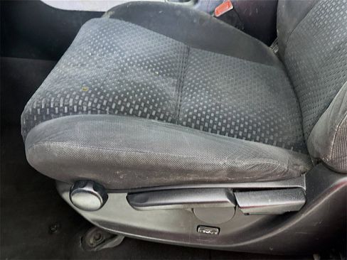 Used 2013 Toyota Tundra Grade image 9