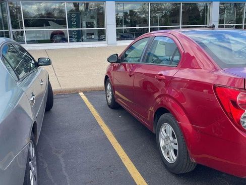 Used 2012 Chevrolet Sonic LS FWD image 2