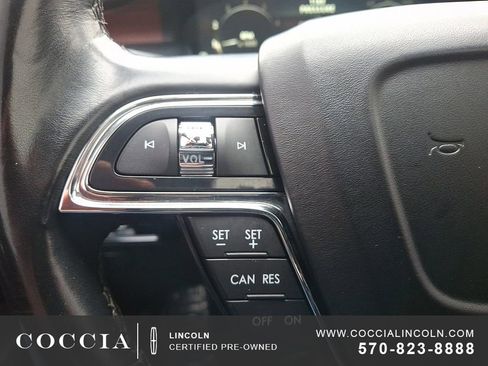 Certified 2022 Lincoln Nautilus Reserve image 22