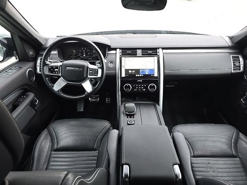 Used 2023 Land Rover Discovery S R-Dynamic AWD/4WD image 12