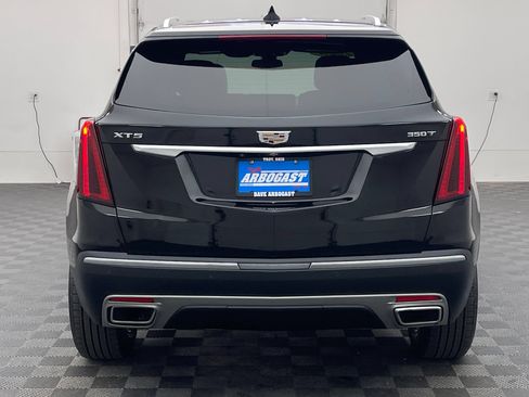 Used 2023 Cadillac XT5 Premium Luxury FWD image 9