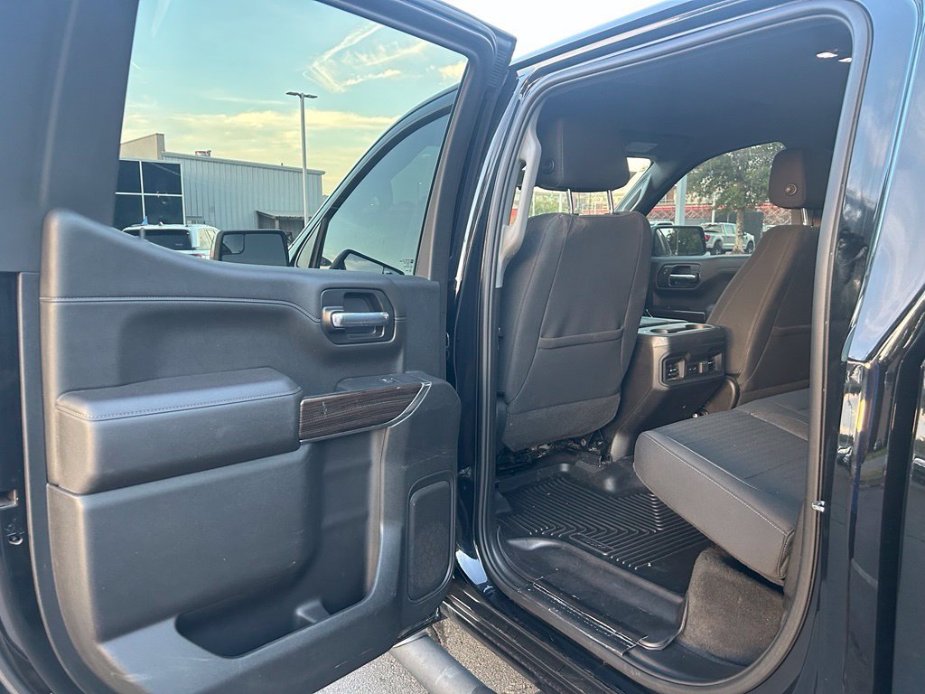 Used 2021 Chevrolet Silverado 1500 RST w/ Redline Edition AWD/4WD image 31