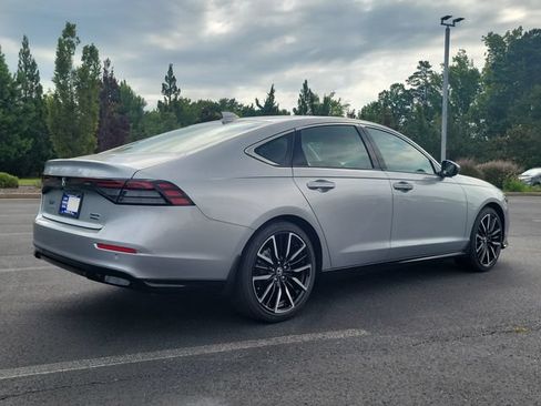 New 2026 Honda Accord Touring image 4