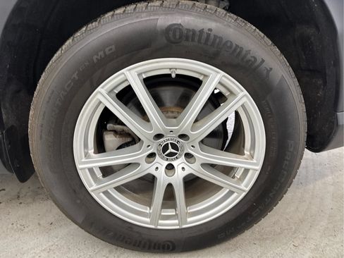 Used 2023 Mercedes-Benz GLC 300 4MATIC image 30