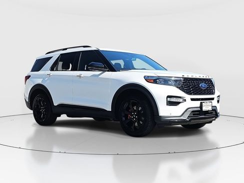 Used 2023 Ford Explorer ST w/ Equipment Group 401A AWD/4WD image 3