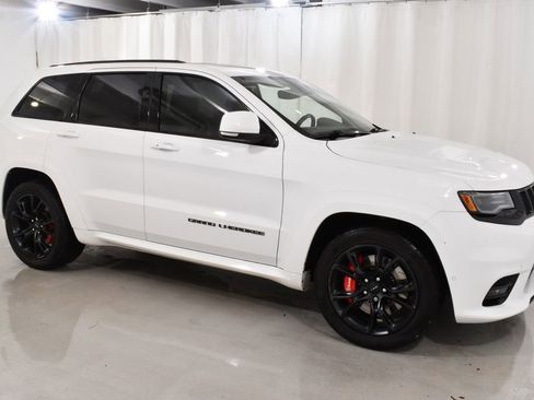 Used 2017 Jeep Grand Cherokee SRT w/ Trailer Tow Group IV AWD/4WD image 5