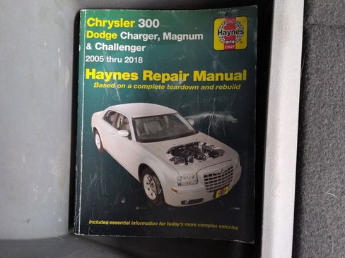 Used 2005 Dodge Magnum R/T w/ Convenience Group II image 23