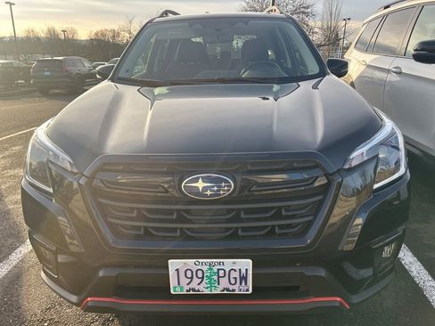 Used 2023 Subaru Forester Sport image 2