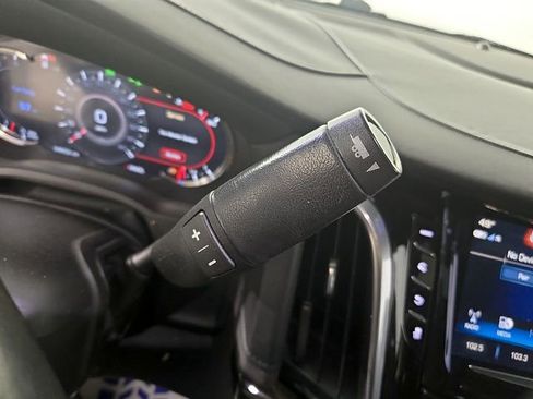 Used 2018 Cadillac Escalade ESV Platinum image 17