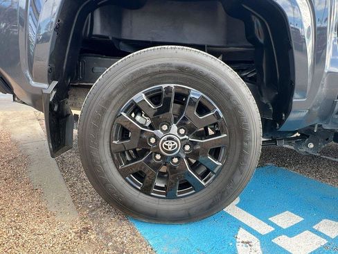 Used 2024 Toyota Tacoma SR image 30
