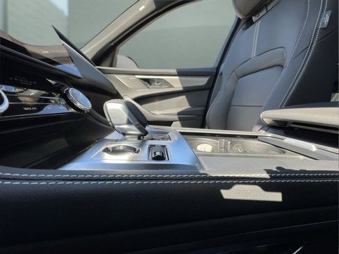 Used 2025 Jaguar F-PACE R-Dynamic S image 29