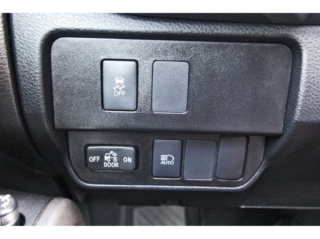 Used 2022 Toyota Tacoma SR5 RWD image 23