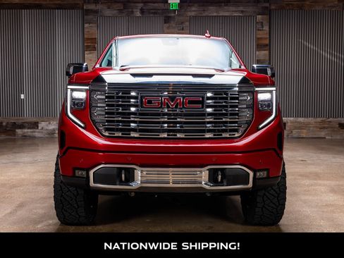 Used 2024 GMC Sierra 1500 Denali AWD/4WD image 4