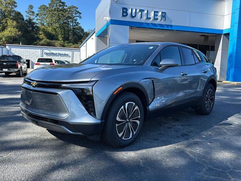 New 2026 Chevrolet Blazer EV LT FWD image 3