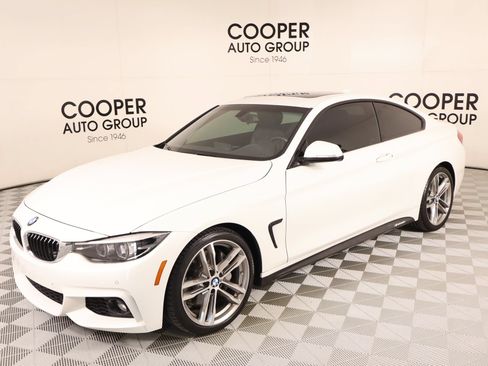 Used 2019 BMW 440i Coupe w/ M Sport Package RWD image 11