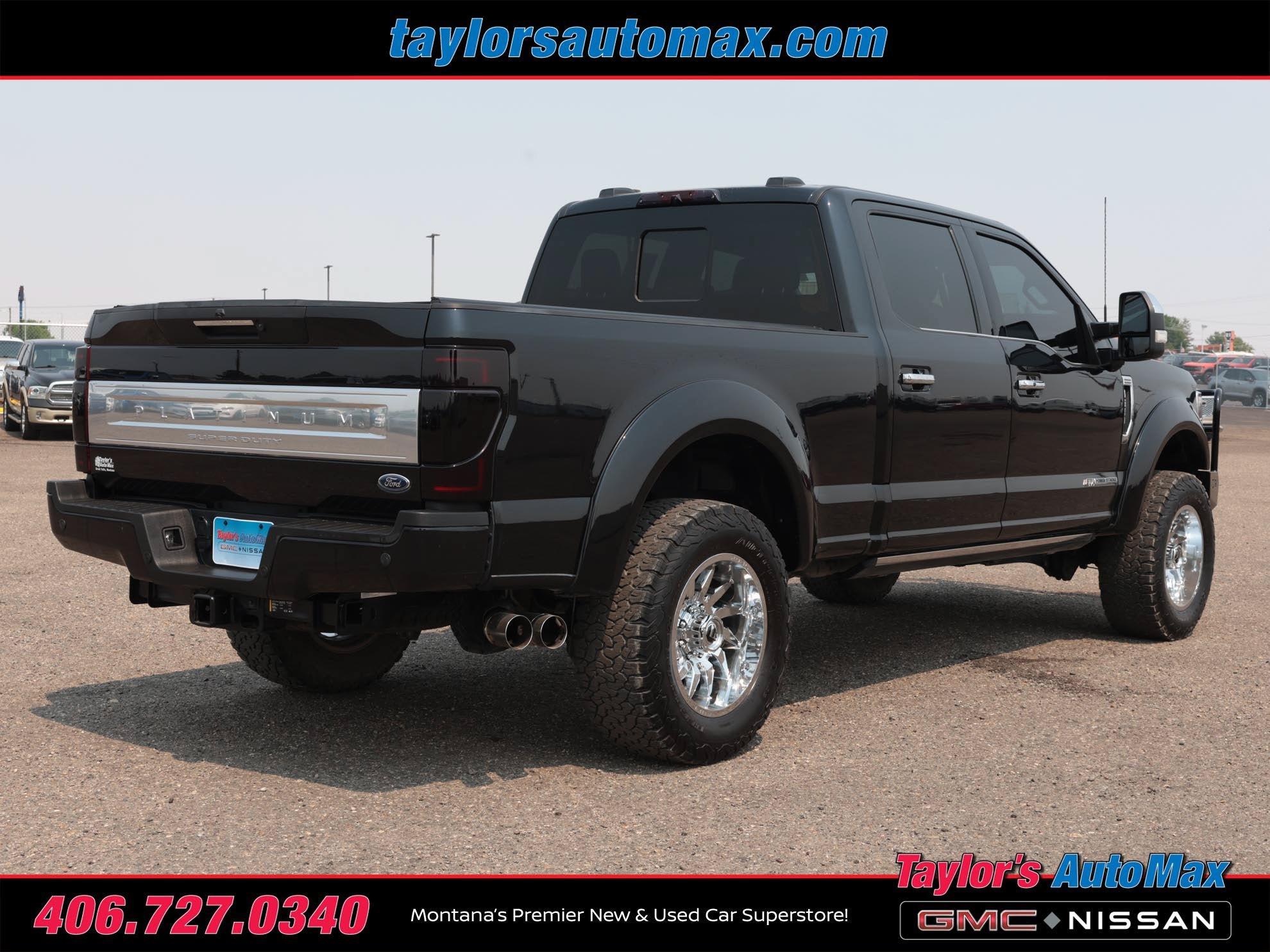 Used 2022 Ford F350 Platinum w/ FX4 Off-Road Package AWD/4WD image 4