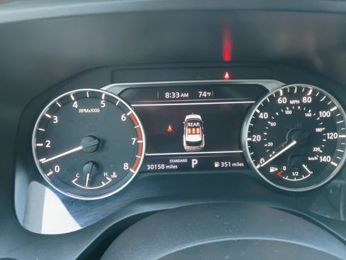 Used 2023 Nissan Rogue SV w/ SV Premium B Package FWD image 11