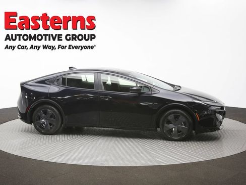 Used 2023 Toyota Prius LE FWD image 44