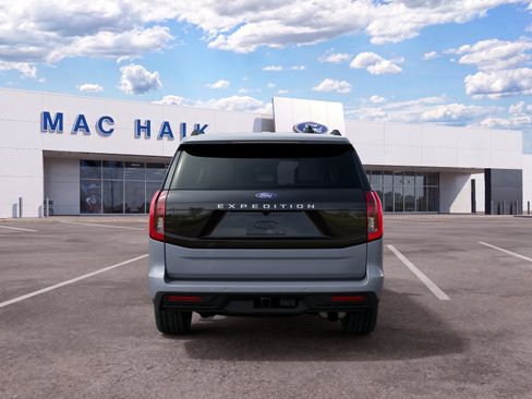 New 2027 Ford Expedition Active RWD image 26